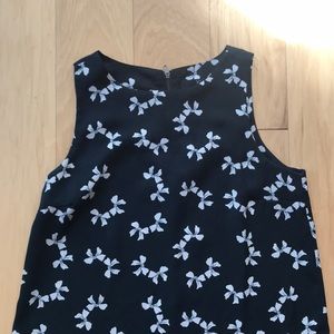 Navy blue bow print, loose fitting top